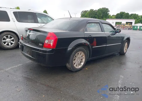 2008 Chrysler 300 Lx from USA, damaged, VIN 2C3LA43R58H201397